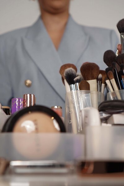 Professional skincare and makeup tools used by Skinlux Beauty Bar – expert Bridal Makeup Artist in NYC, offering luxury beauty services in NYC, NJ & PA.