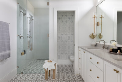 Wallpaper Bathroom Interior Design