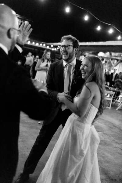 emmybeephotography-stlouisweddingphotographer-daniandjordan-962