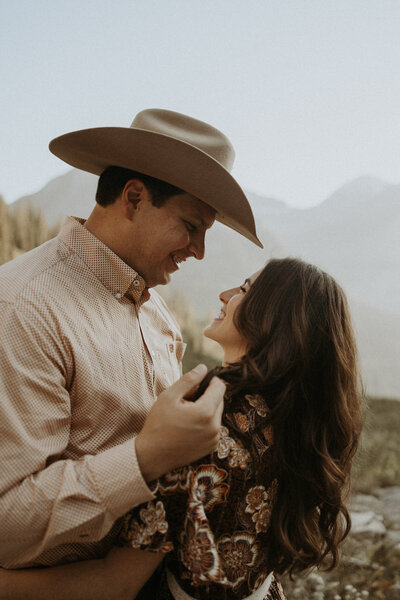 western couple photos in glacier national park 