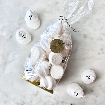 Mascarons, Cheesecake, Cake pops, cake bites, cookies, sugar cookies, high end cookies, wedding desserts, tiramisu, peppermint bark, dessert platters, dessert party trays, lemon curd, meringue, mousse, Chocolate mousse