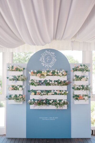 Blue seating chat from CT Wedding