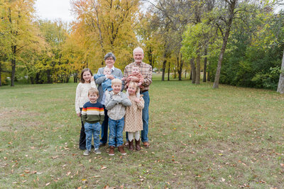 Fergus Falls MN Extended Family Session at the Kirkbride Park