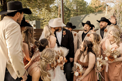 Elegant Arizona wedding photography capturing timeless love stories with dreamy natural light.