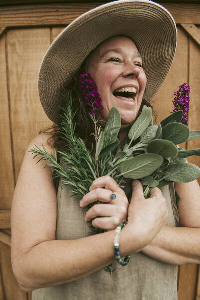 _1_Mom&Dad_Backyard_Session_-53