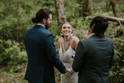 Creekside-Covid-Wedding-In-the-Woods-87