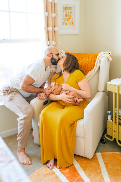 Lifestyle Newborn Session | Megan Hollada Photography | Northern Virginia Newborn Photographer