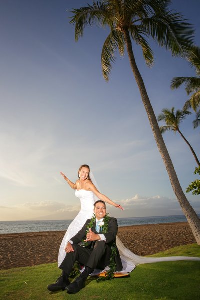Wedding Photographers In Maui, Hawaii