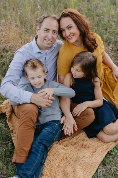 family posed for photos in Minnesota