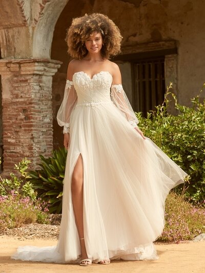 Sleeveless Vintage Wedding Gown Favorite Simple. Striking. Obviously inspired by Renaissance it-girls. A sleeveless V-back wedding gown for a sweet and sophisticated statement.
