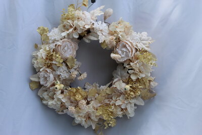 rustic wreath to rent