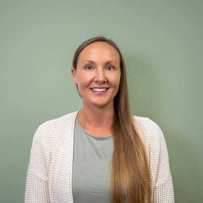 female therapist headshot
