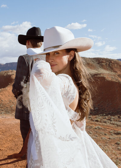 Candid photo of the bride in the desert in Moab