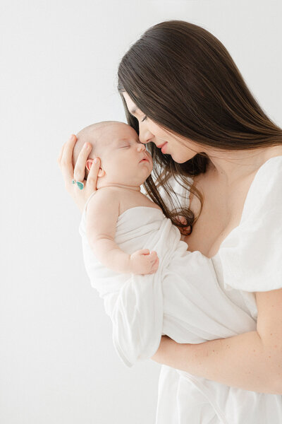 Newborn Photography in Central Alabama - Older Newborn (33)