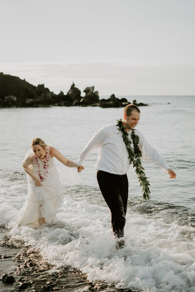 thewanderingb-kiholo-bay-kona-waikoloa-elopement-small-wedding-photography-hawaii-90