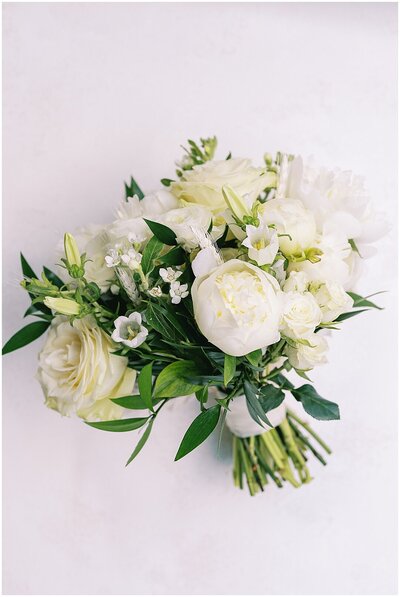 white bouquet Atlanta Wedding Photographer