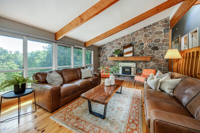 4204 Conc 8 living (2)
