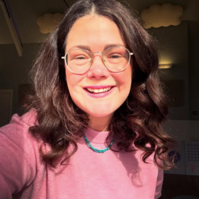 Beth Moxon smiling.