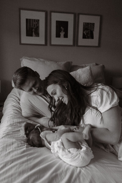 Fargo wedding photographer midwest wedding photographer maternity photographer north dakota wedding photographer 