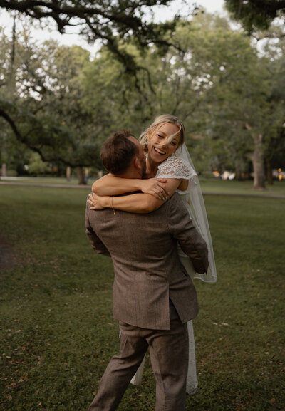 Savannah Elopement Couple