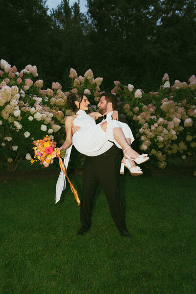 NH wedding photographer bride and groom portrait