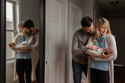 Chicago lifestyle photographer, Chicago in-home lifestyle photographer, Chicago lifestyle newborn photographer