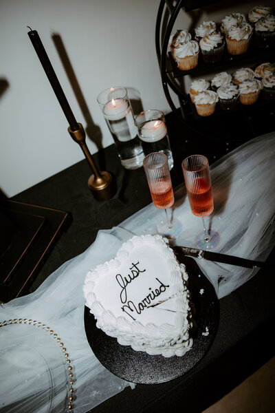 Your go-with-the-flow Minnesota wedding photographer. Real laughs, big love, and true-to-life photos — because forever should feel fun.