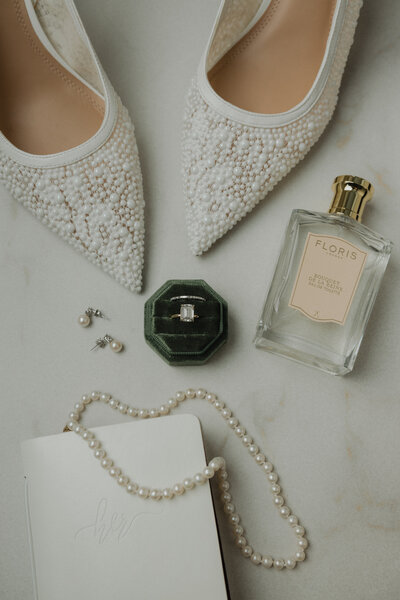 beautiful dessert table setup