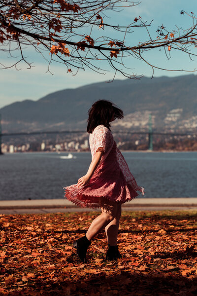 Larissa - young and pink 3