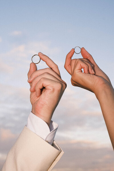 For The Discerning Lovers Appreciating A Vibrant & Unexpected Take On Wedding Photography