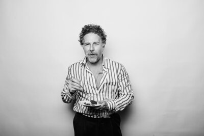 Erin + Lee 7.150451_Photobooth_danipadgett_websize