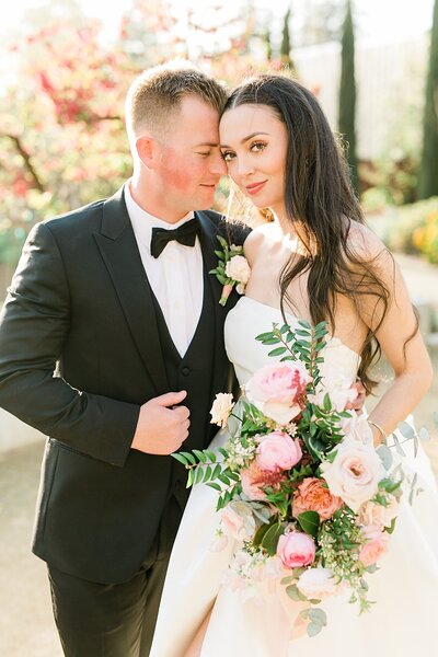 Emerald grace floral design wedding at the Gardens Tulare vibrant blush and burgundy romantic fresh flowers fusia spring weddings_2487
