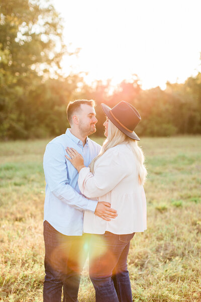 SarahandJacksonEngagementSessionPreview-4