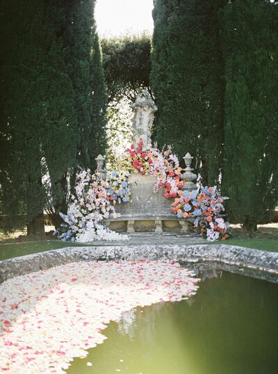 The ceremony floral setup for a la Foce Wedding