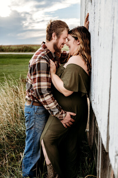 Marshfield WI farm couples photoshoot