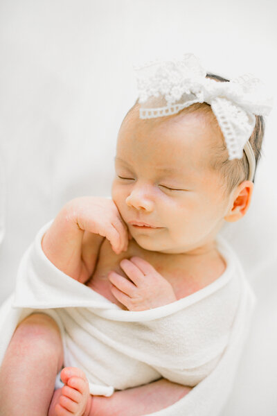 Orange County Minimalist and Natural Newborn Baby Photographer in-home shoot in Irvine