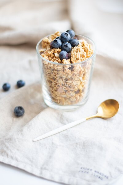 Blueberries and oats in glass