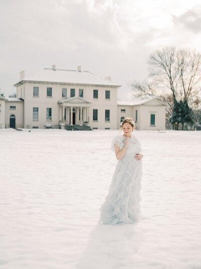A maternity session in the snow, photographed by DC Maternity Photographer, Marie Elizabeth Photography.