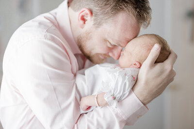 Family photographer based in Mississippi.