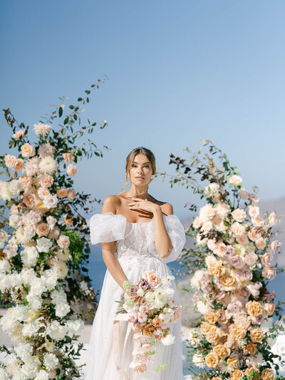 destination-wedding-photographer-Santorini-Lucy-Munoz-11