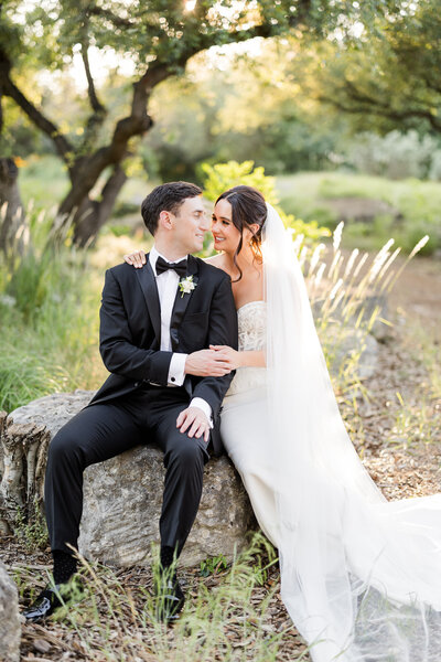 Omni-Barton-Creek-Wedding-Photographer-0024