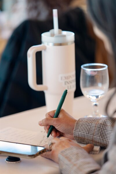 Laylee Emadi | Coach for Creative Educators, Online Course Creators, and Creative Entrepreneurs
