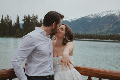Liv Hettinga Photography is an elopement photographer in Canada, here is some information on the packages she offers and the pricing