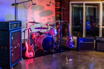 Gatos Trail recording studio instruments Location Branding interior photo