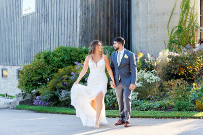 bride and groom in sunflowers at Dyments Glen Drummond Farm