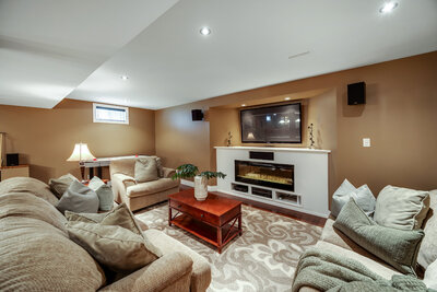 38 Apple Blossom rec room (11)