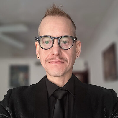 sexy selfie headshot of photographer