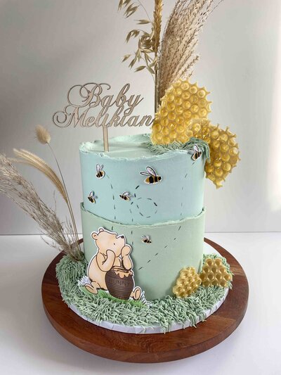 baby shower gender reveal cakes designer in cambridgeshire