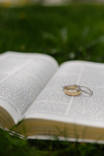 18.05.25_BrideGettingReady-59