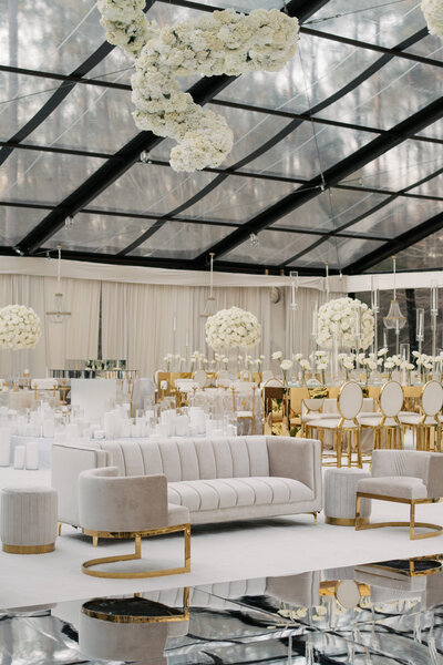 Luxury white and black private estate tented wedding. Destination and international wedding planner. Passera Events